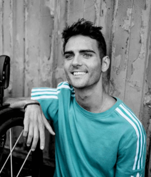 Ander Arteagabeitia posa lifestyle