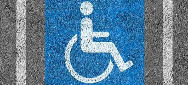 Contrassegno disabili: come ottenere il permesso di parcheggio